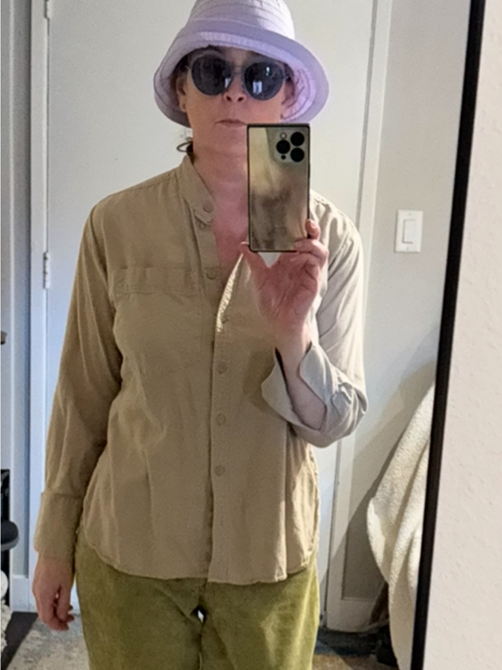 Banana Republic women’s Tan Lightweight Shirt Jacket